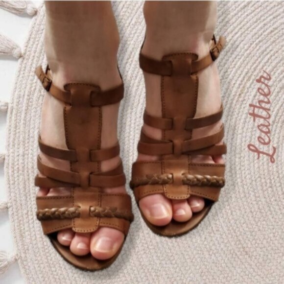 Aldo Fine leather Strappy Sandals with triangle heel- 38EURO (8.5US) - Picture 10 of 16